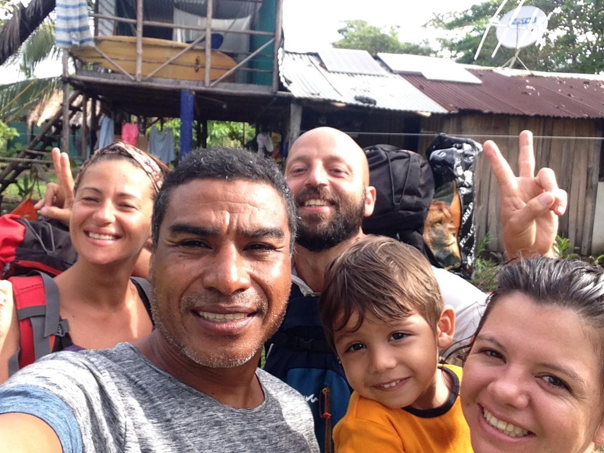 מלון קפוס Miguel Surf Camp מראה חיצוני תמונה